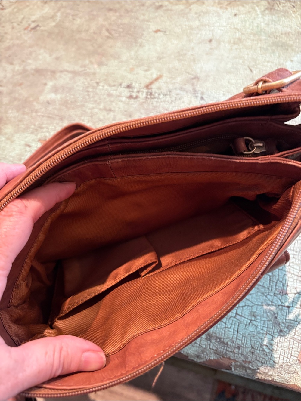 Great American Leatherworks Brown Leather Organizer Crossbody Bag - Picture 7 of 9